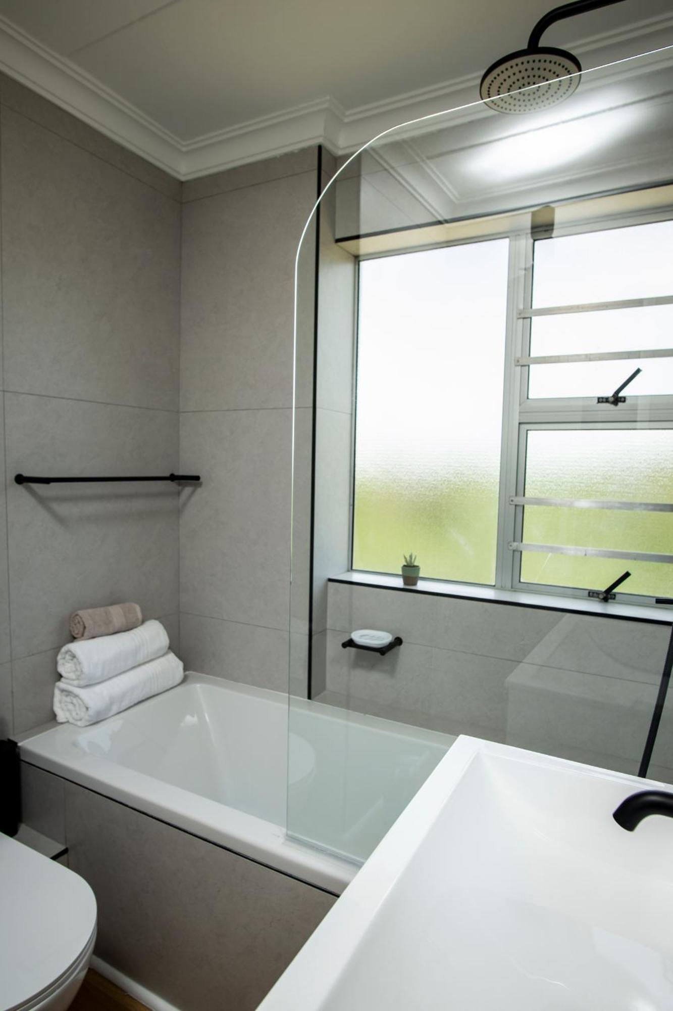 Two-bed On Big Bay Club,cape Town *
