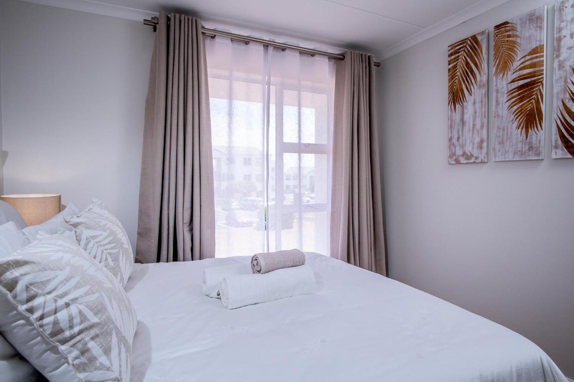 Two-bed On Big Bay Club,cape Town *